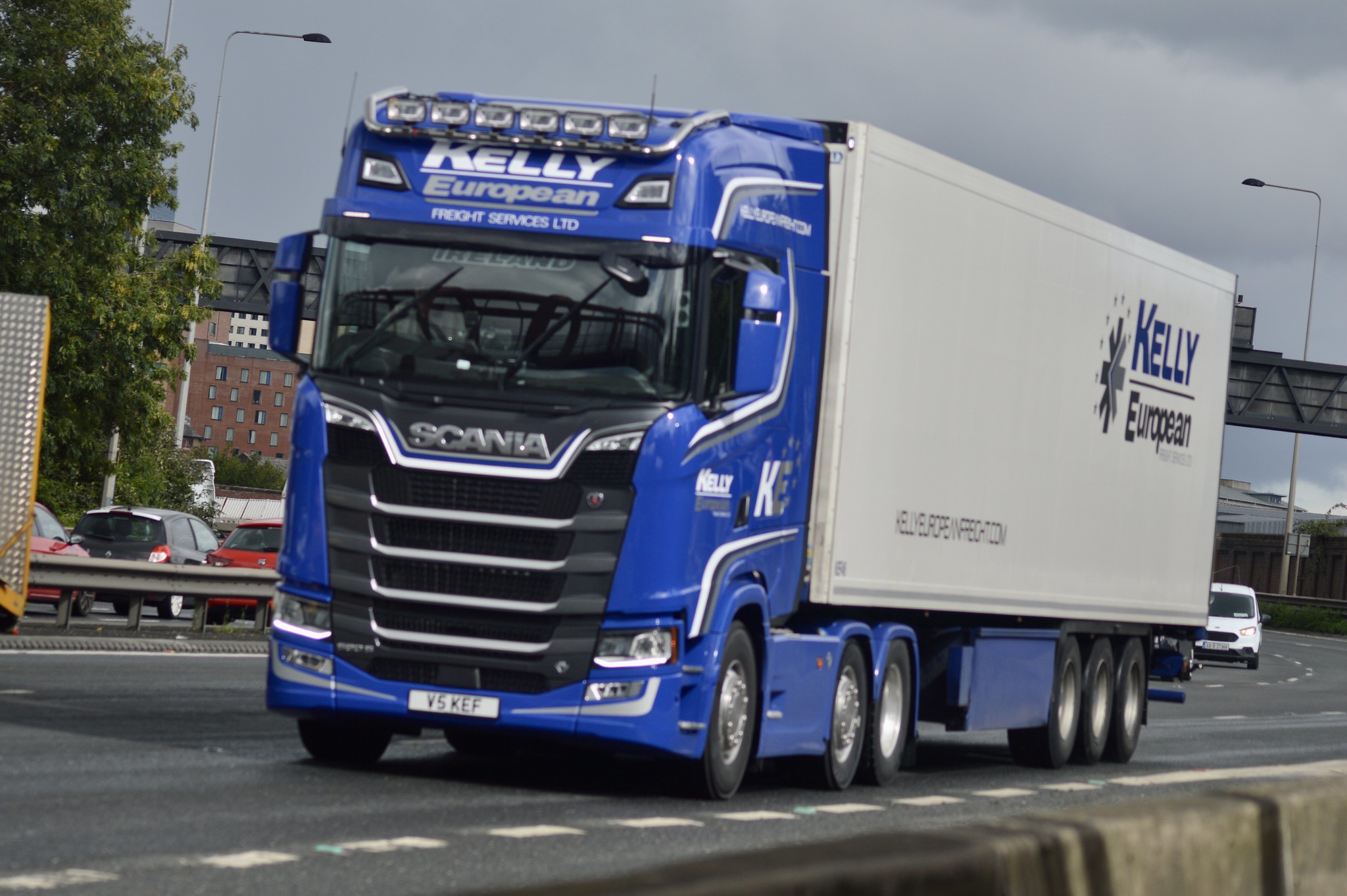 [Resim: 1699477444_y9gAJJE8QANTwau.jpg]