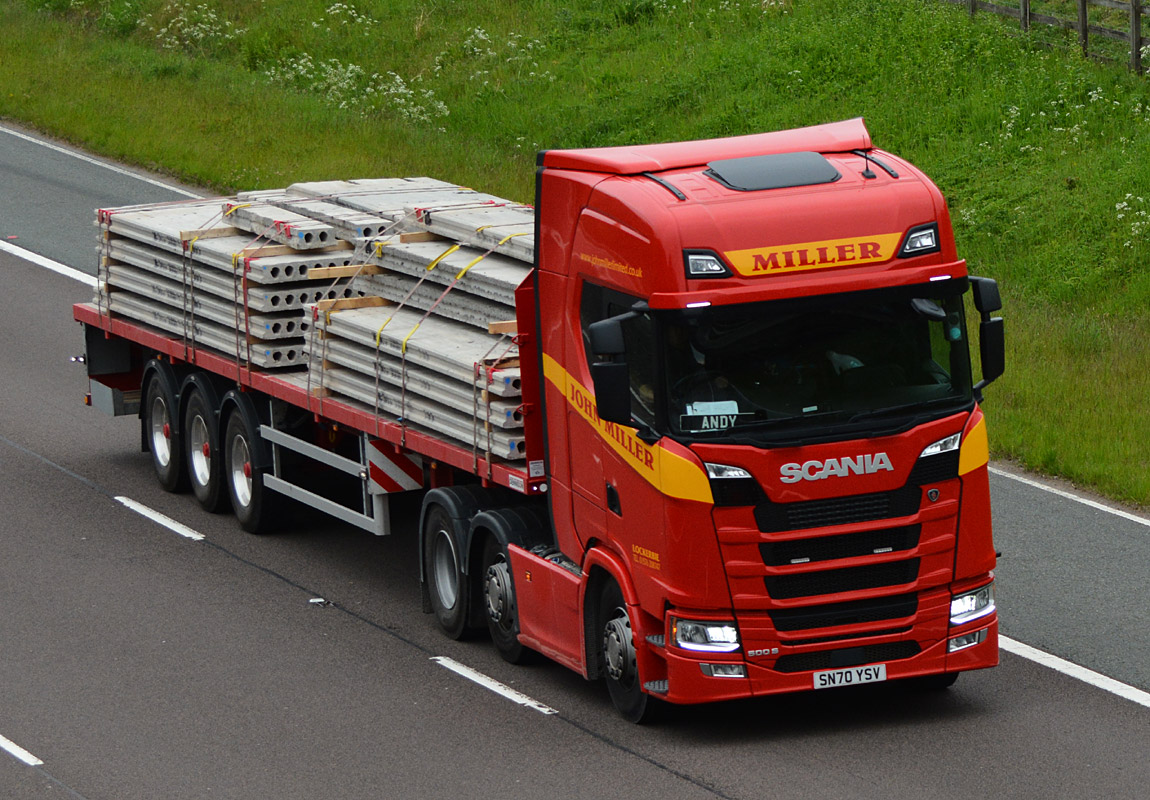 [Resim: 1699478498_XJDDTFQaQHQT2aq.jpg]