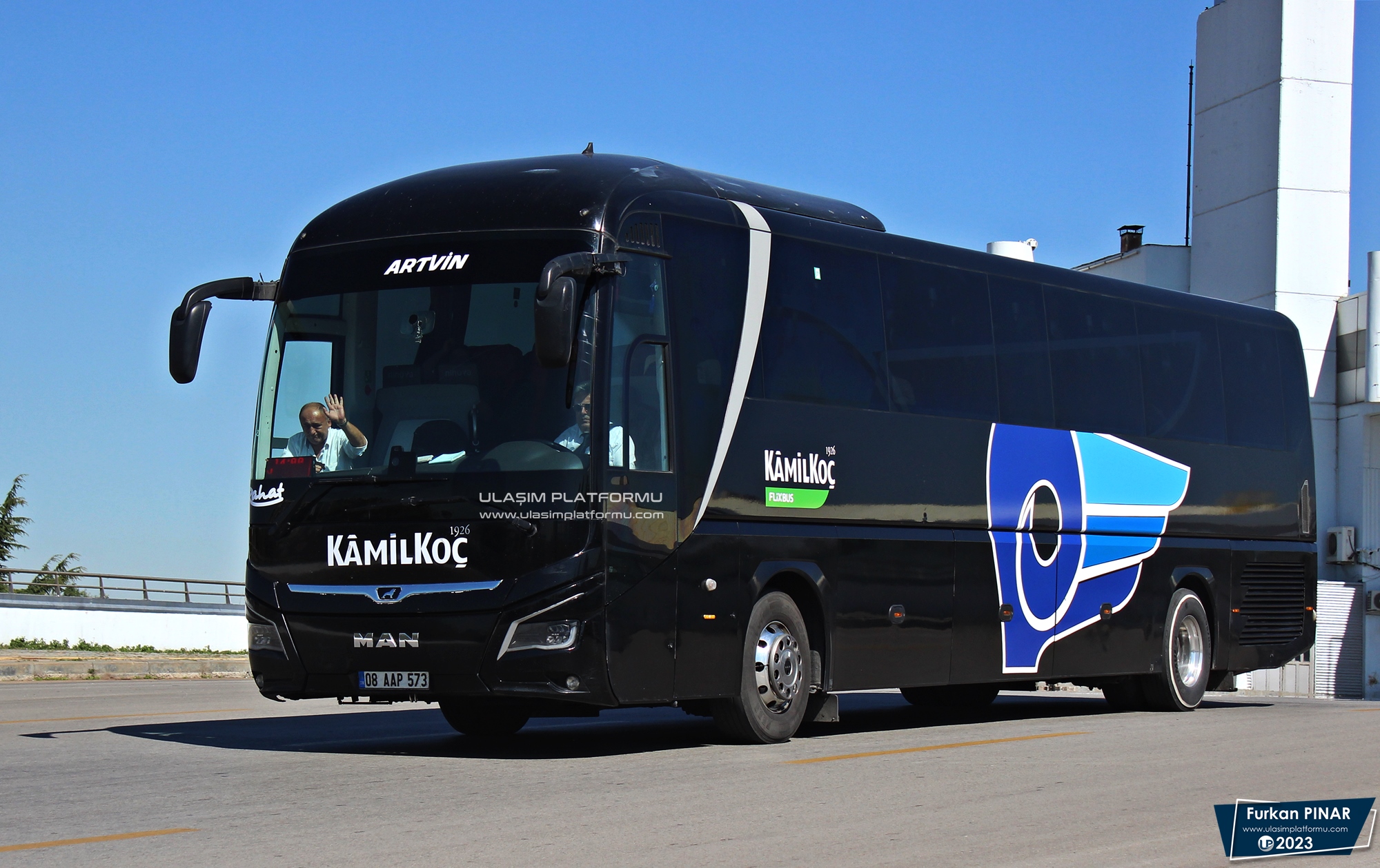 [Resim: 1699978918_vkwAJEVGO2g1hi3.JPG]