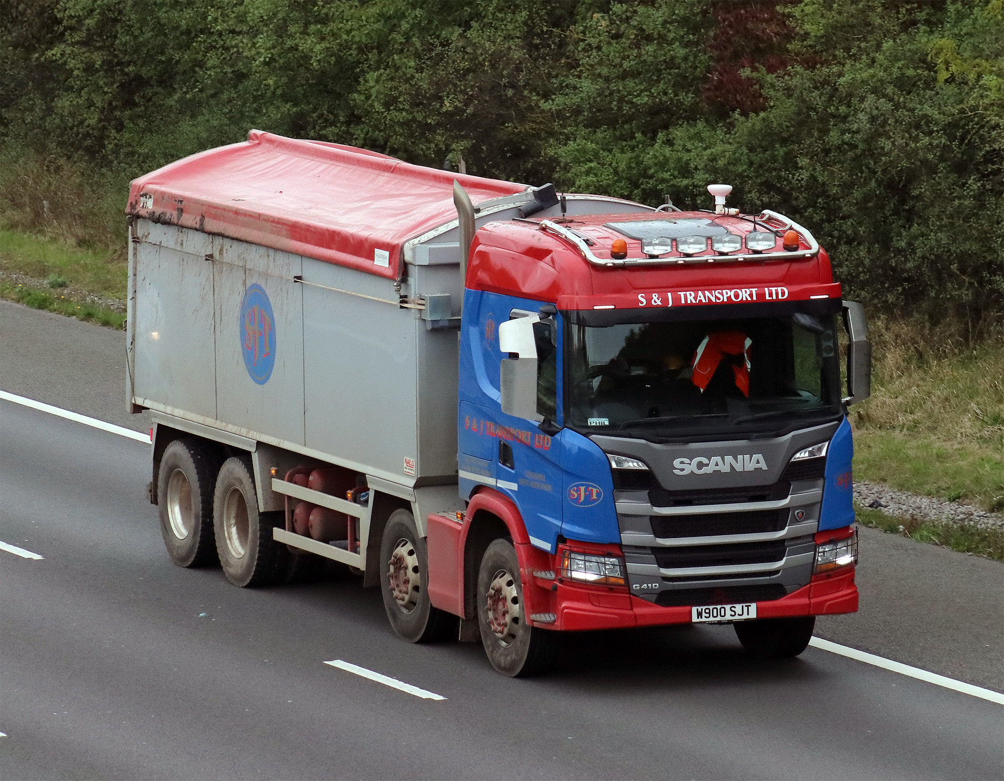 [Resim: 1699996286_aNjPVrvxpJCXYXa.jpg]