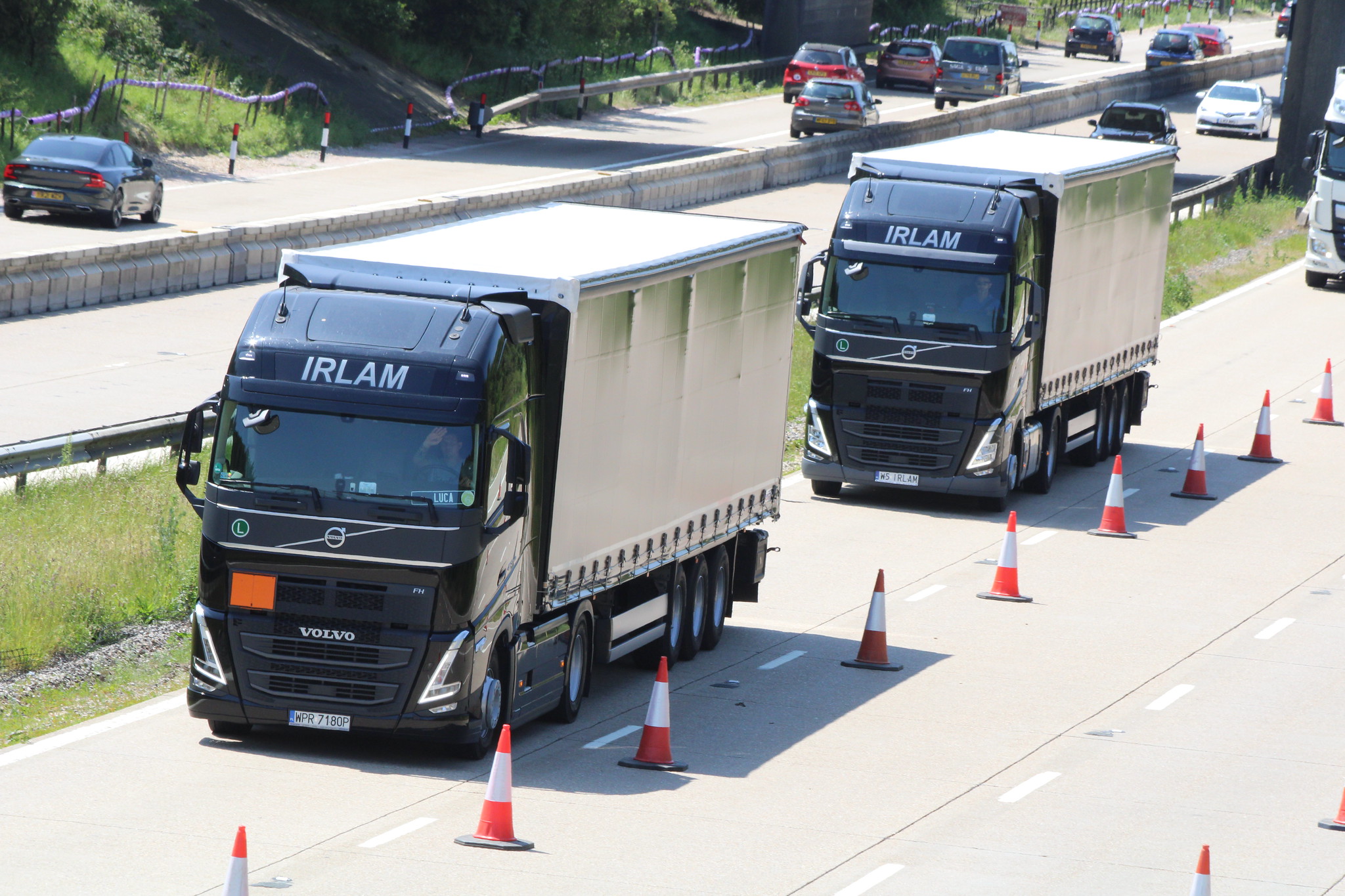 [Resim: 1700338102_qk7eB7VopOhM1eE.jpg]