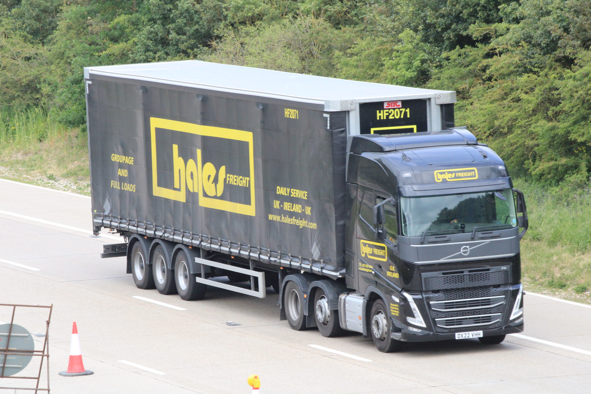 [Resim: 1700507457_gmlP4jZPrXFTDFL.jpg]