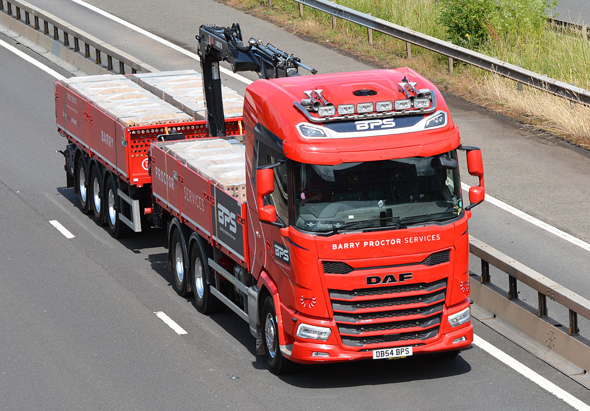 [Resim: 1700508009_SvD2mrsJdqf9Ary.jpg]