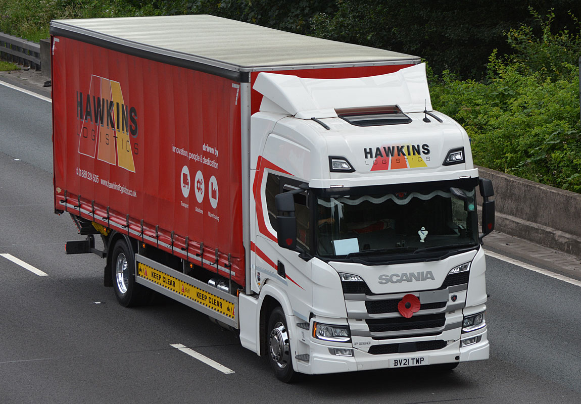 [Resim: 1700858400_rkbX01UUhKKsooA.jpg]