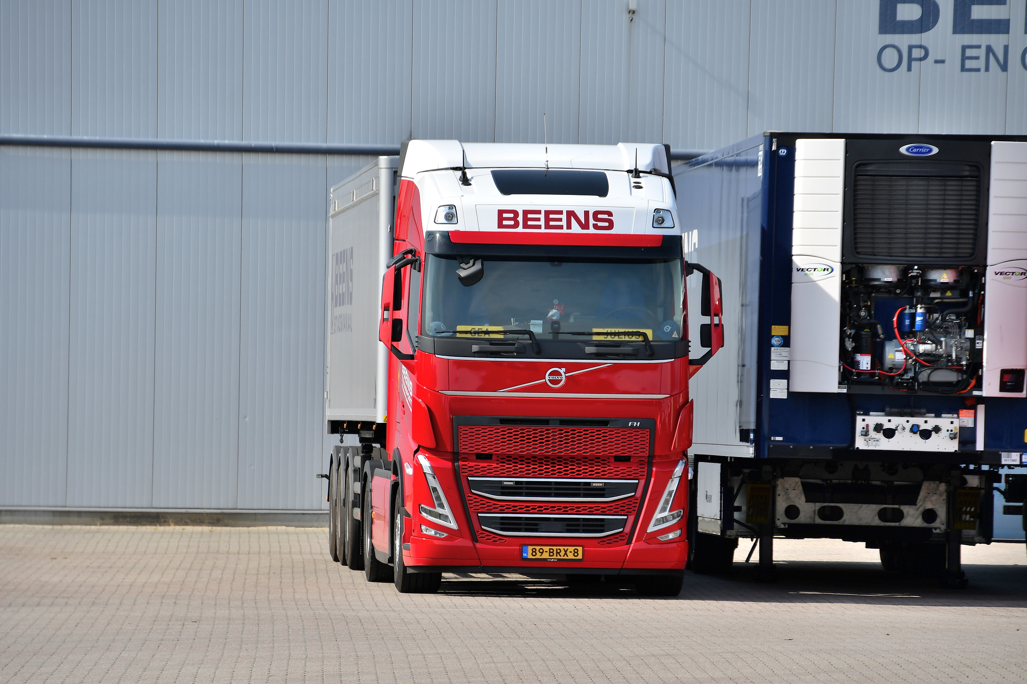 [Resim: 1703685540_TNDUNFnQOHcKjxZ.jpg]