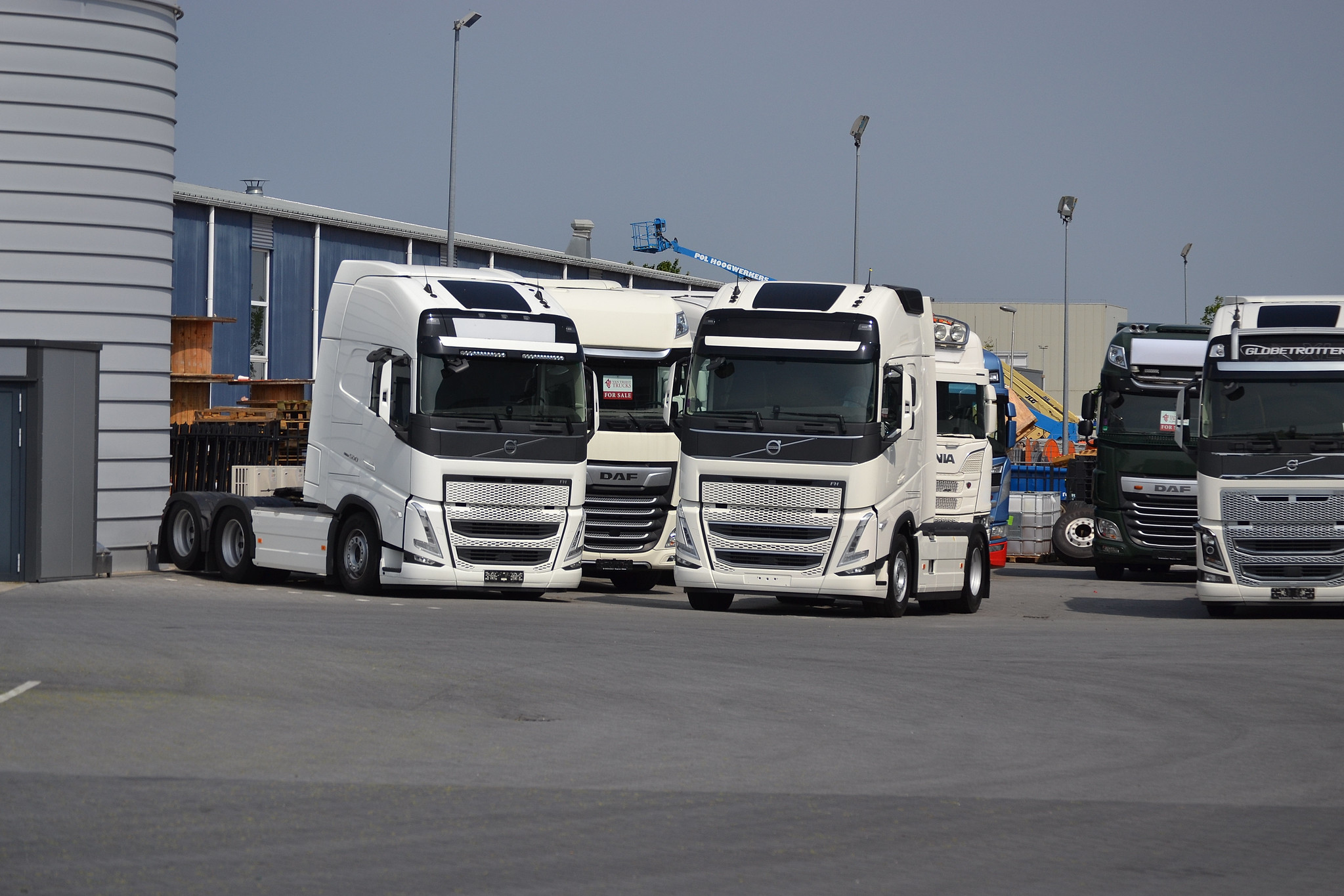 [Resim: 1703685830_PqAHhbsgiLbdHCI.jpg]