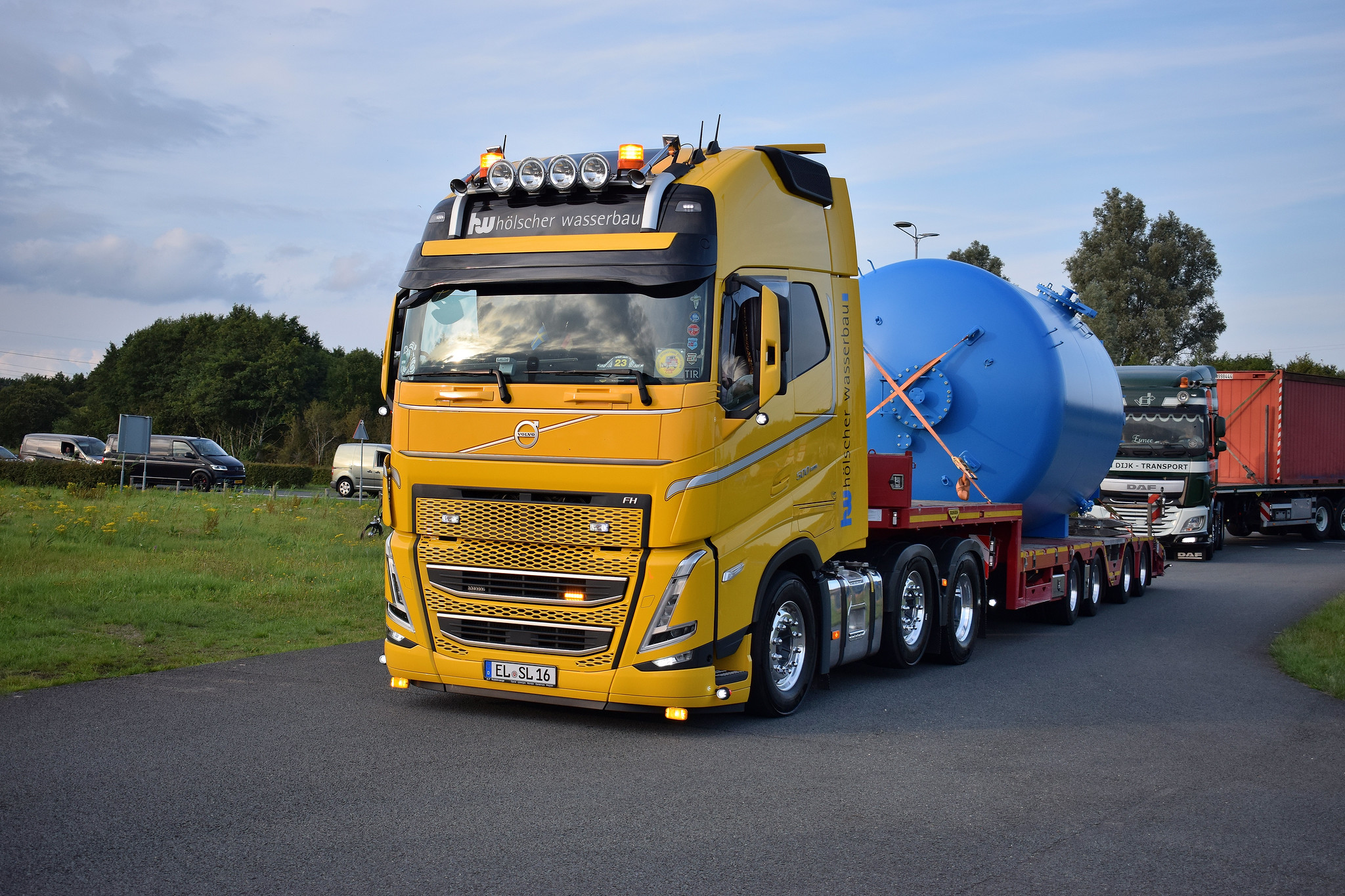 [Resim: 1703686078_978GmLeH3EYcvnd.jpg]