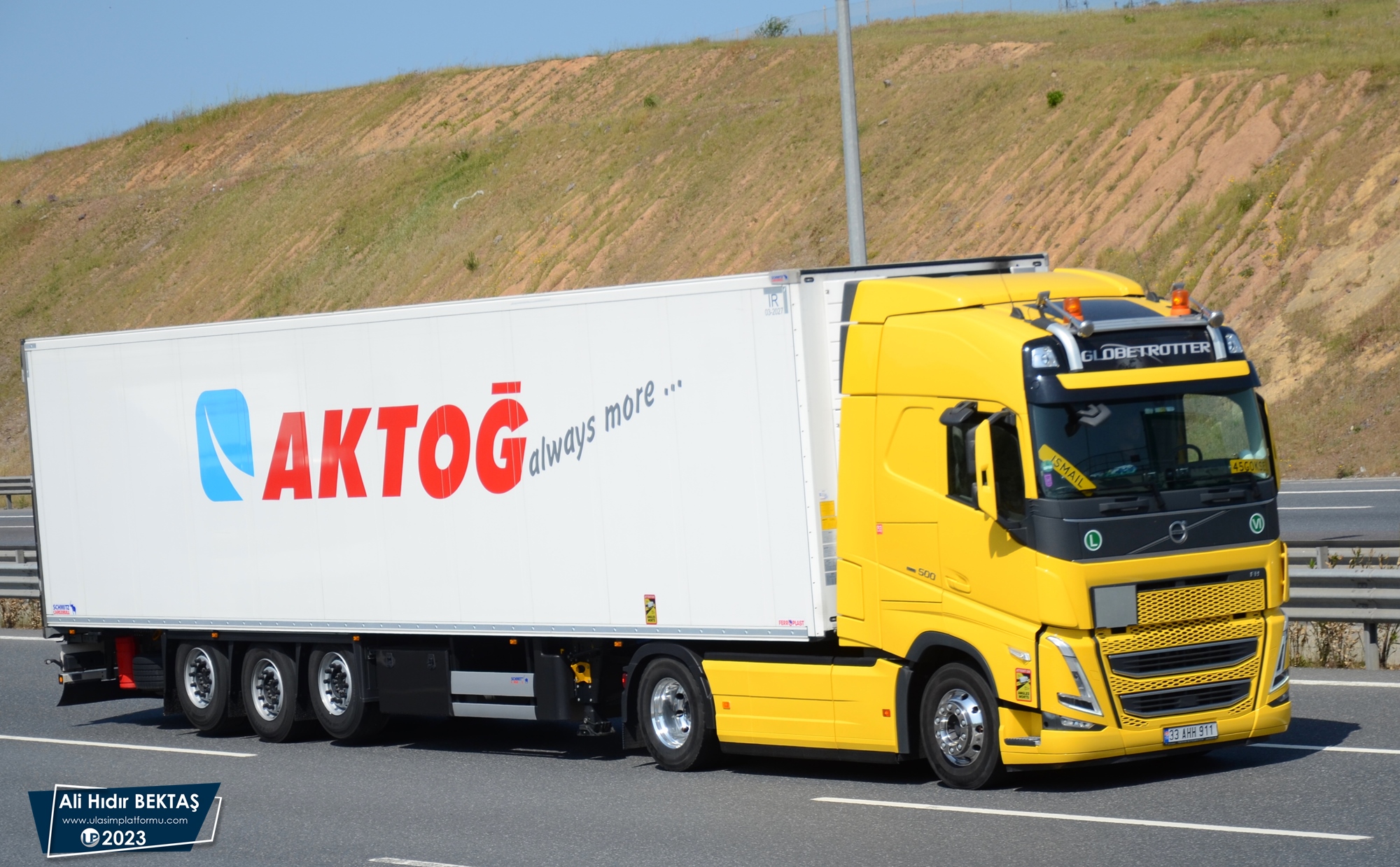 [Resim: 1703686669_G3YyJ1jNsLHir3v.JPG]