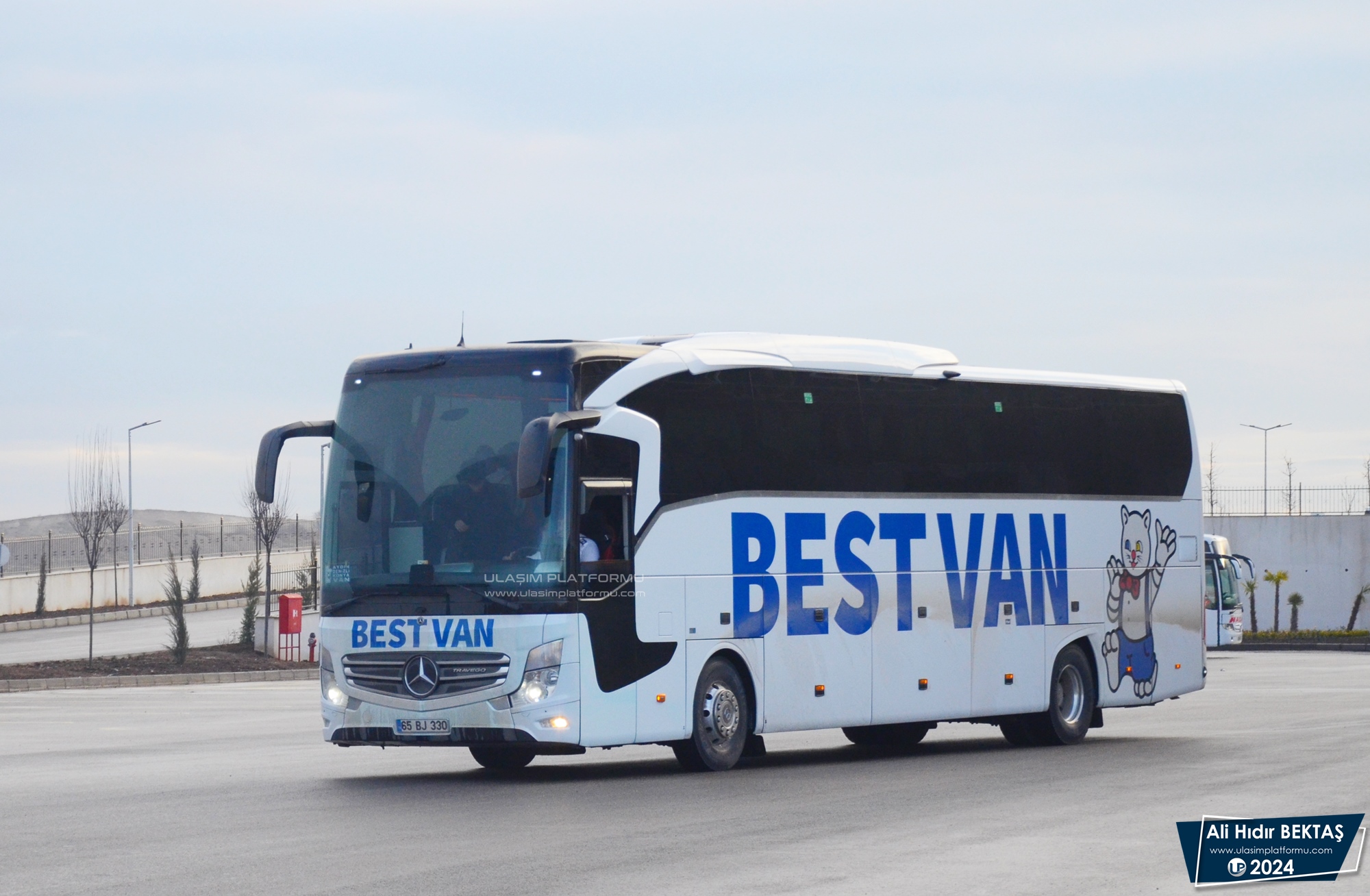 [Resim: 1708033999_7GBqBuCBm5XoQ9D.JPG]