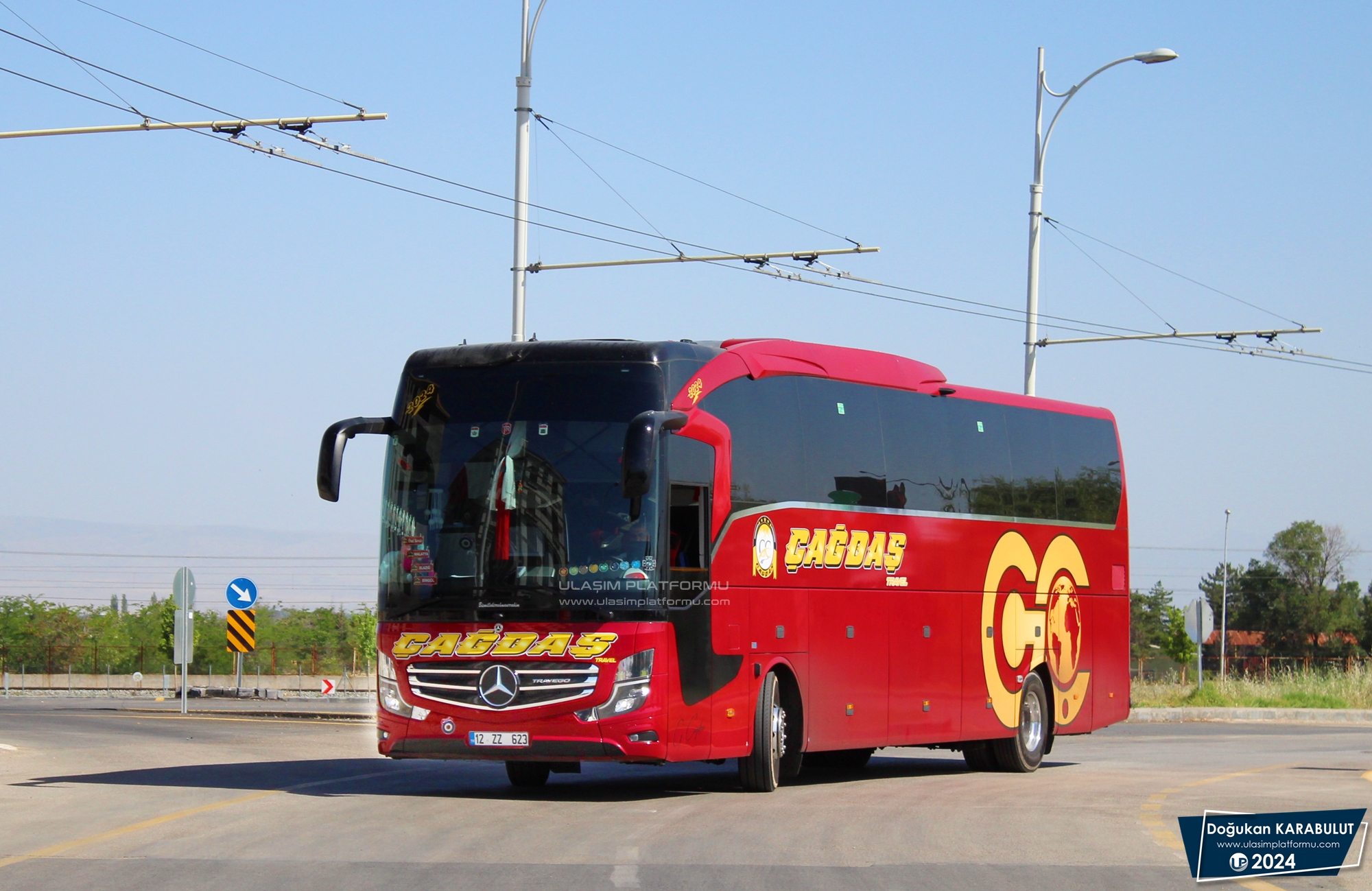 [Resim: 1718745798_PPt0fW4olFXllg9.jpeg]