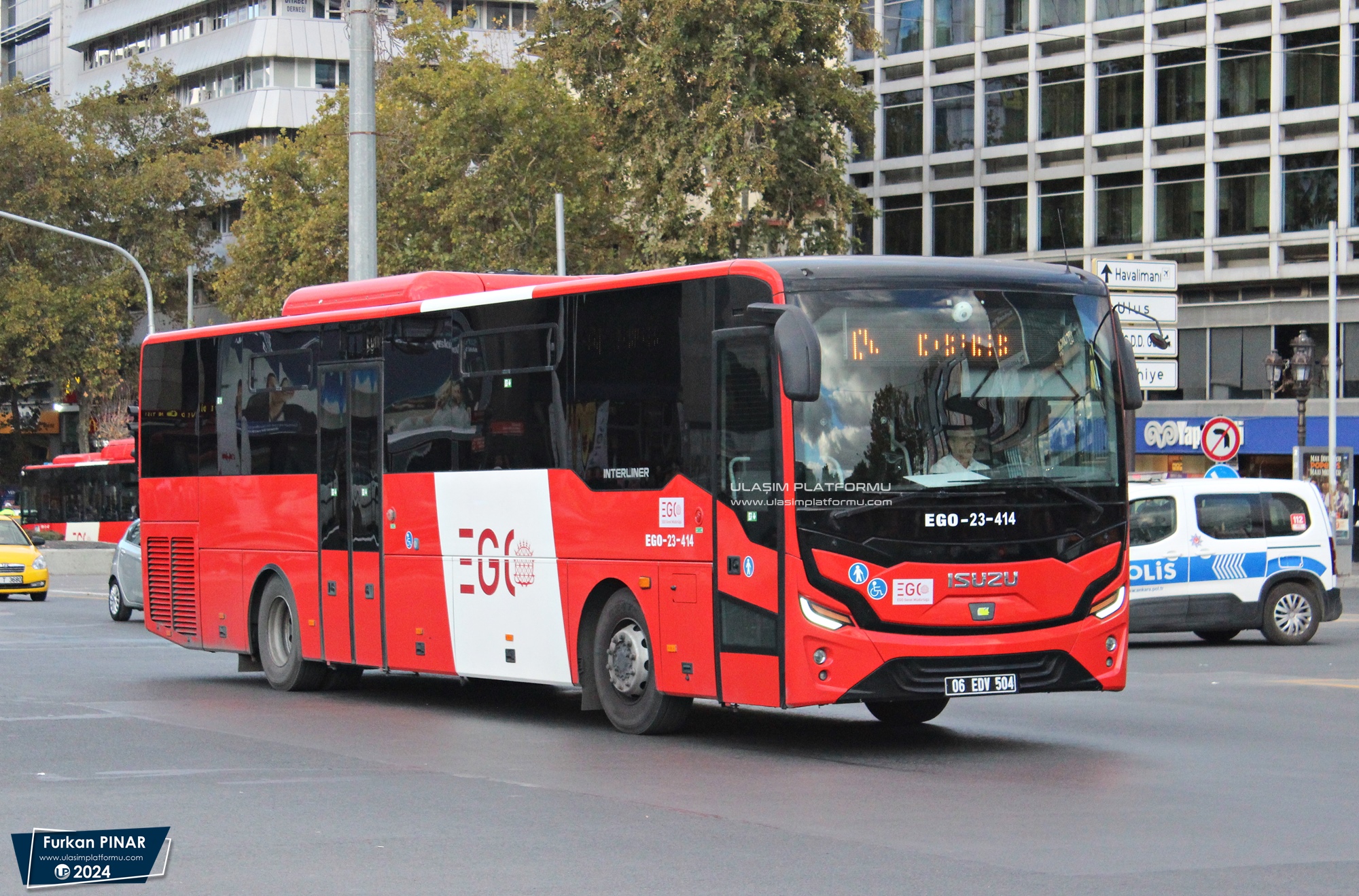 [Resim: 1730618751_hKM8QerYO2tSXSE.JPG]