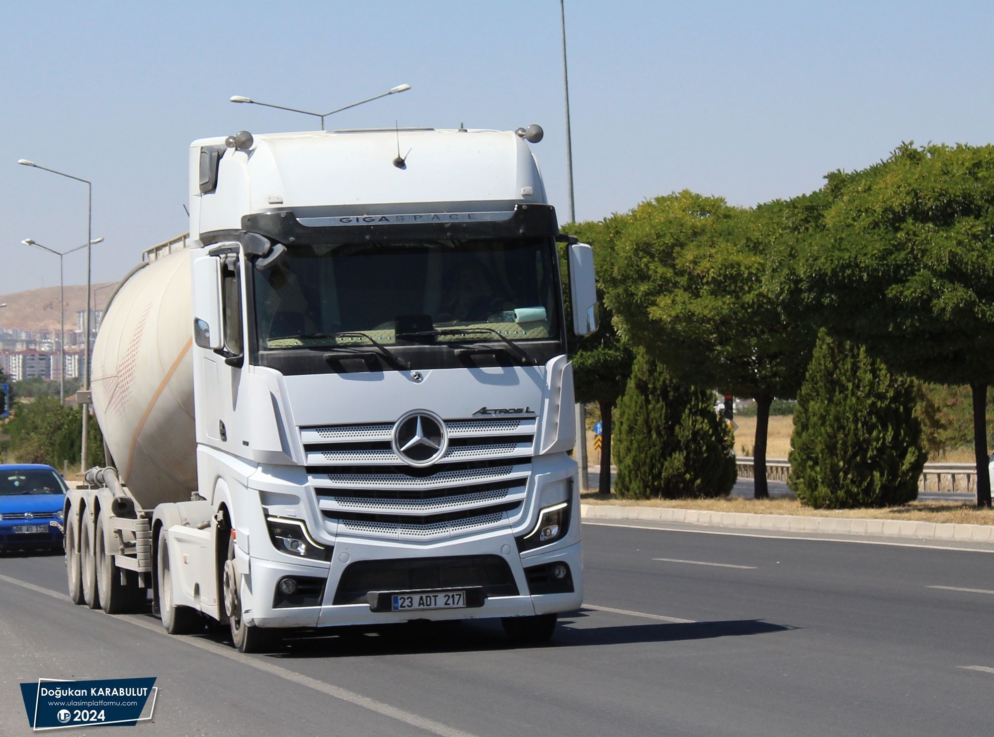 [Resim: 1732830129_hCHR2434QdK7UNs.JPG]