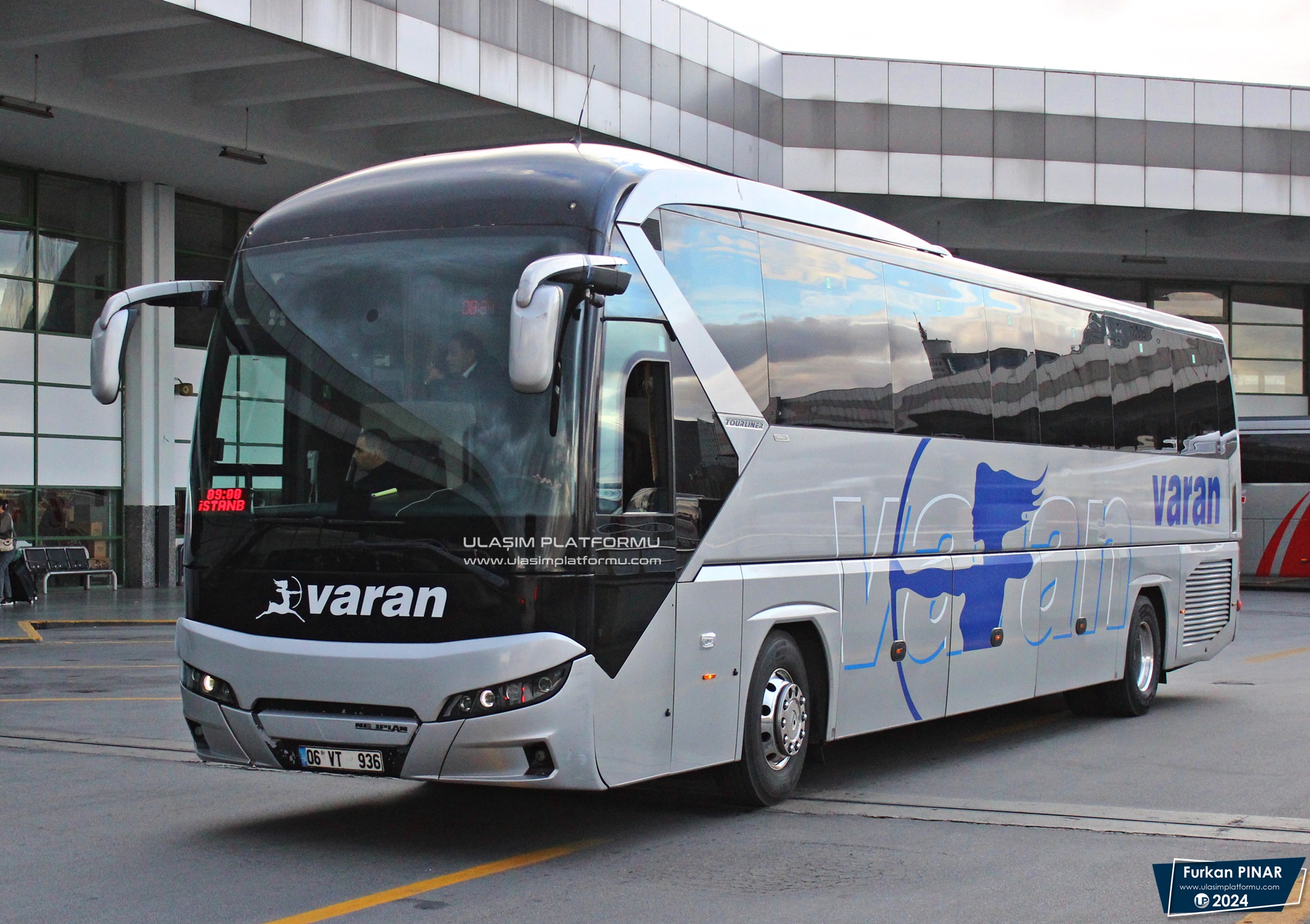 [Resim: 1734105894_YYFb501310x9q3u.JPG]