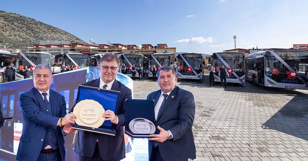 [Resim: 1740100755_ITCeYShQrpRF0hc.jpg]