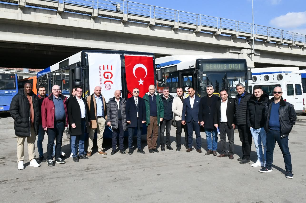 [Resim: 1741012892_NYviehIWbwNVMom.jpg]