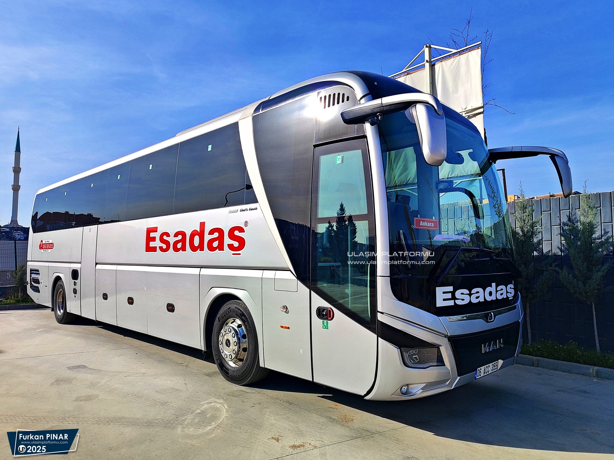 [Resim: 1742102360_I1AyJJFCyHulg7d.jpg]