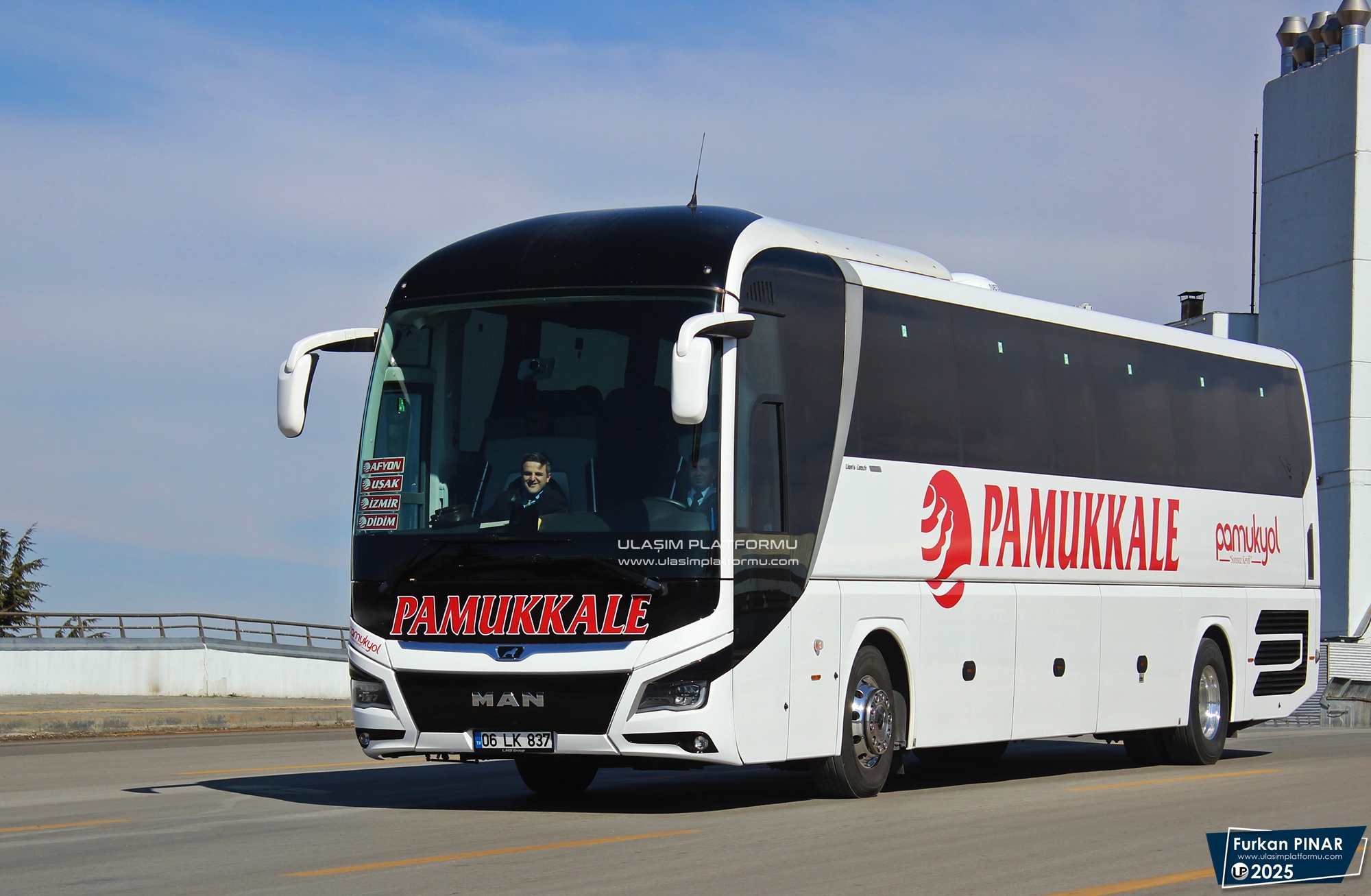 [Resim: 1744527177_AyOQpJRkfCMxkai.JPG]