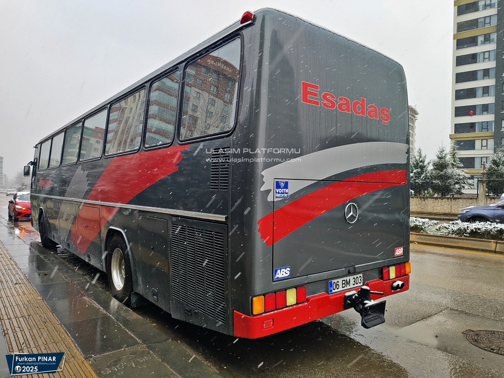 [Resim: 1744528088_fWjZWJDe5RsLK3O.jpg]