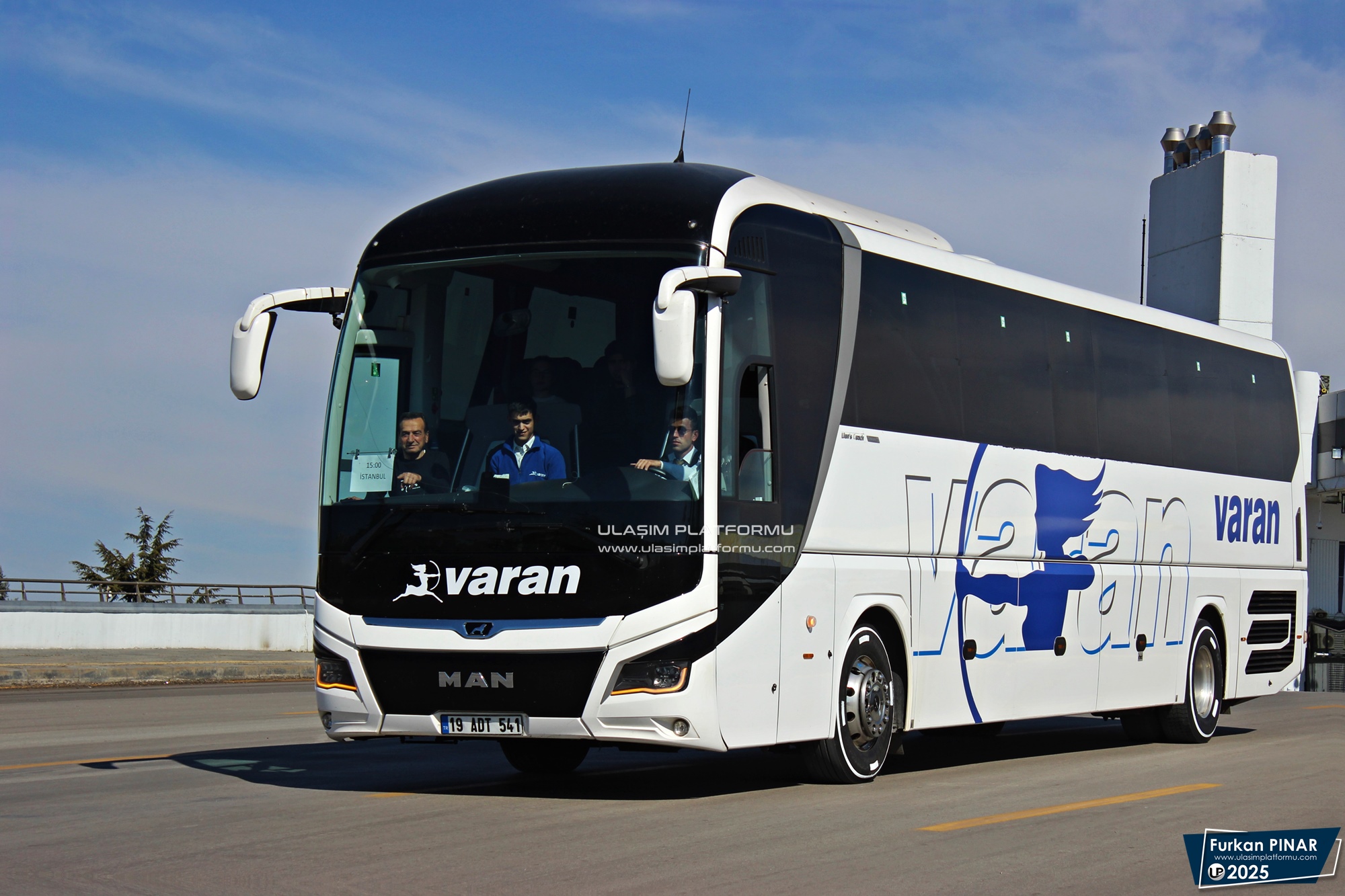 [Resim: 1744528359_bA4HoXytEA90h3m.JPG]