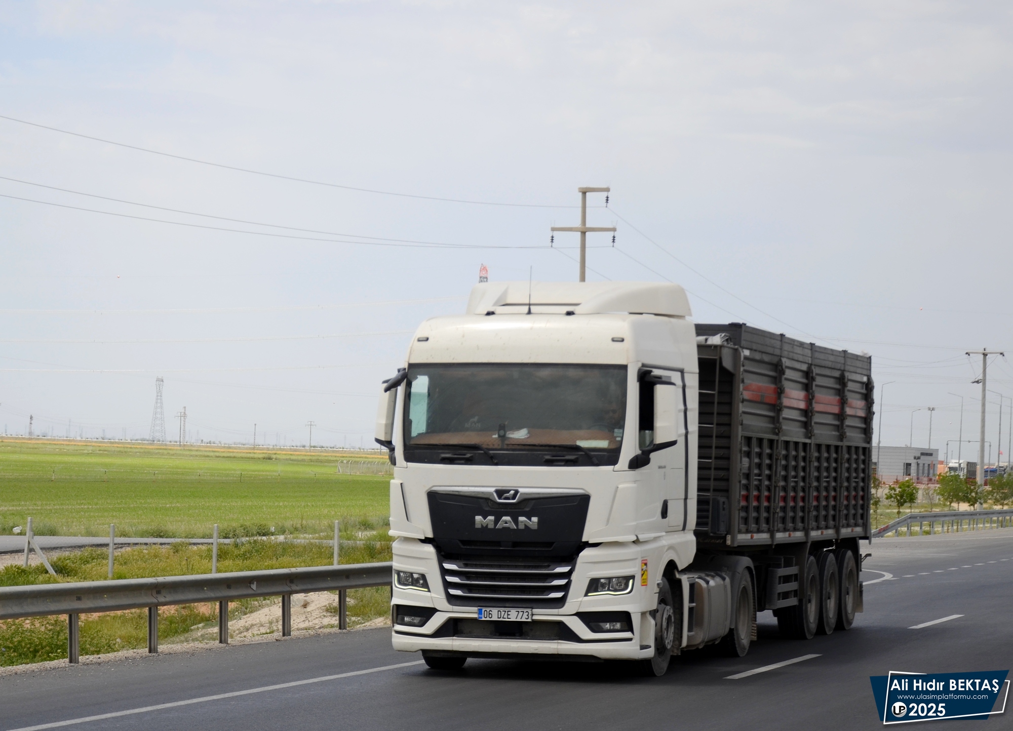 [Resim: 1753776286_yN66Qj4TurU0ccp.JPG]