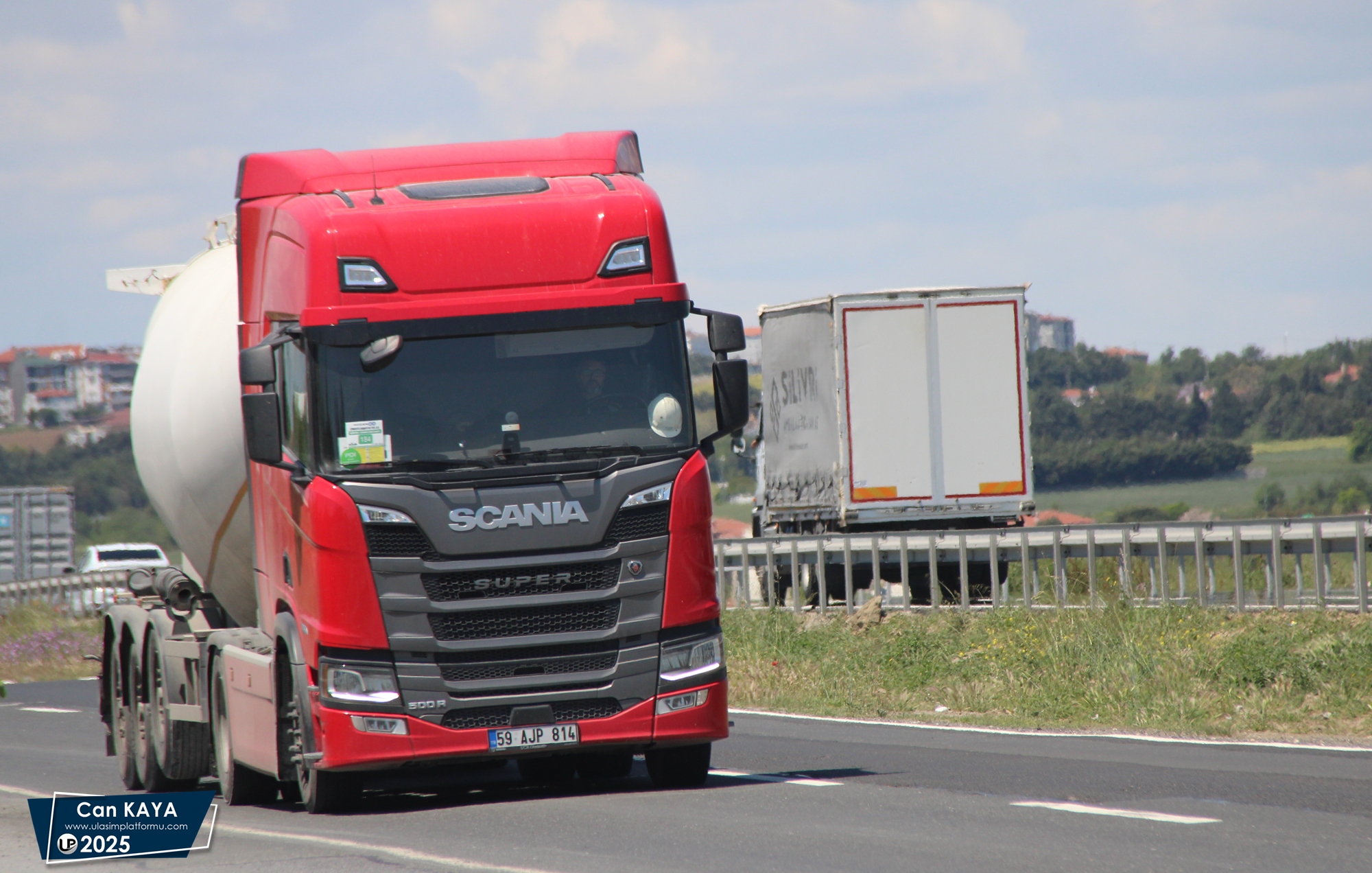 [Resim: 1754807287_sE950t9nlZFFCCR.JPG]