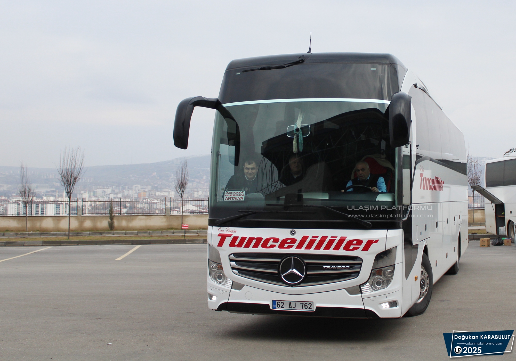 [Resim: 1757612114_i625SjxoKyn3LhY.jpeg]