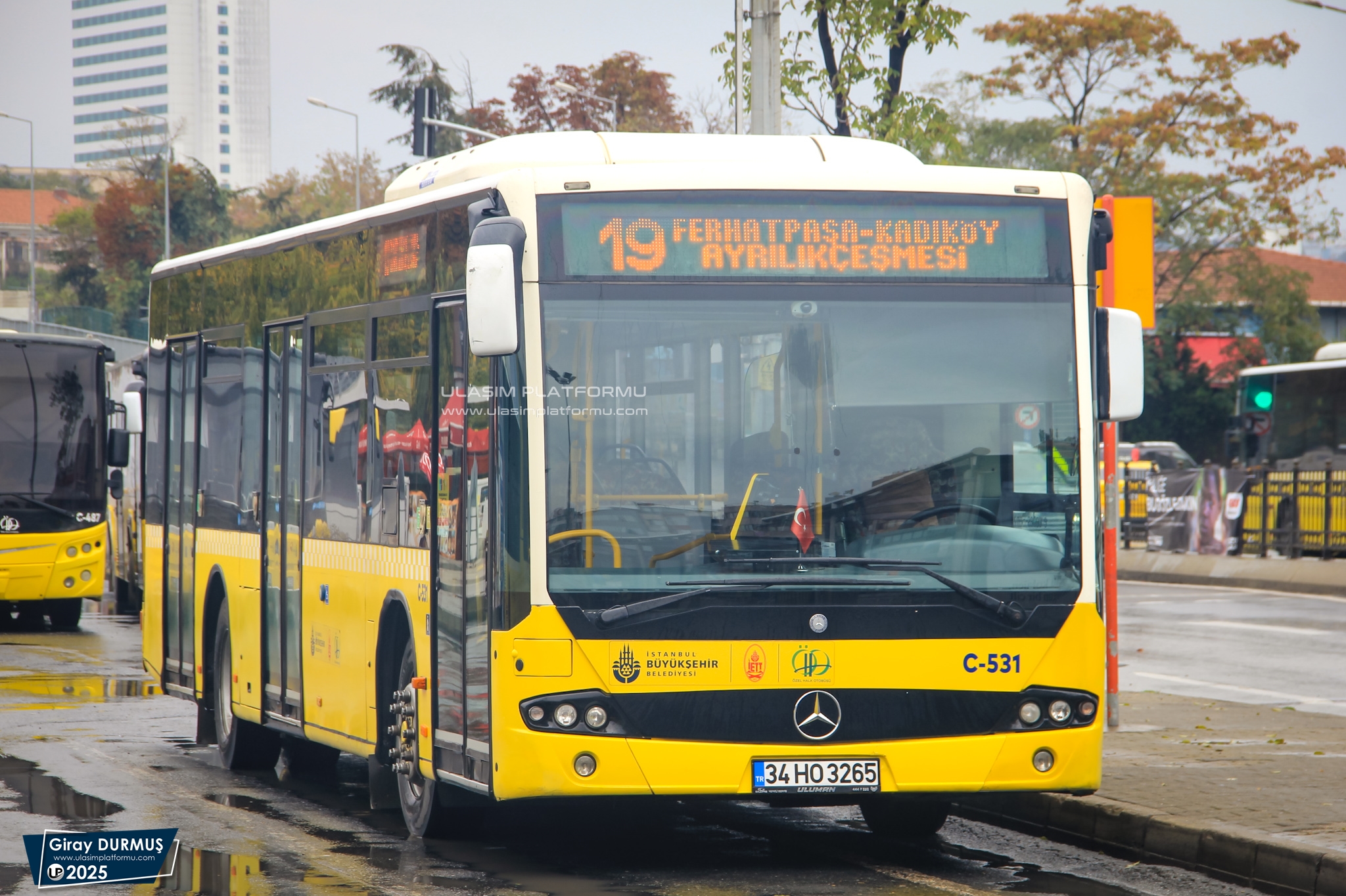 [Resim: 1761067213_n0BuKGV6oCHmgpR.jpg]