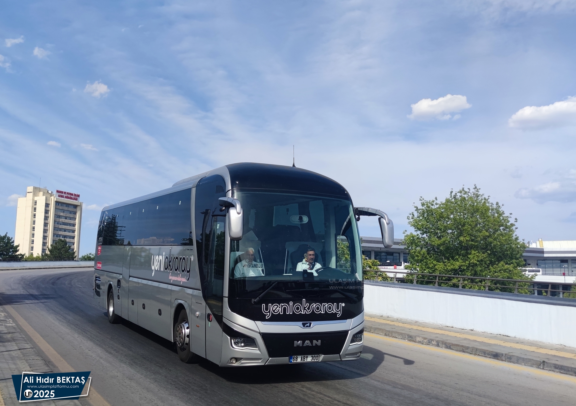 [Resim: 1765322270_99jeB4iWqY4epGN.jpg]