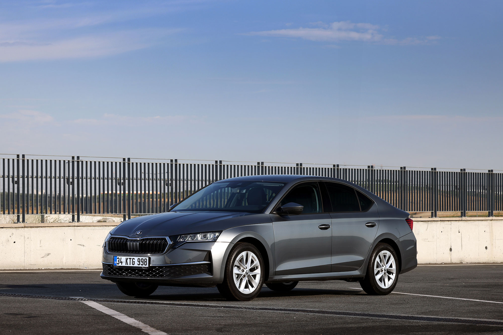 [Resim: 1768091098_THoEj291CB3Ye3P.jpg]