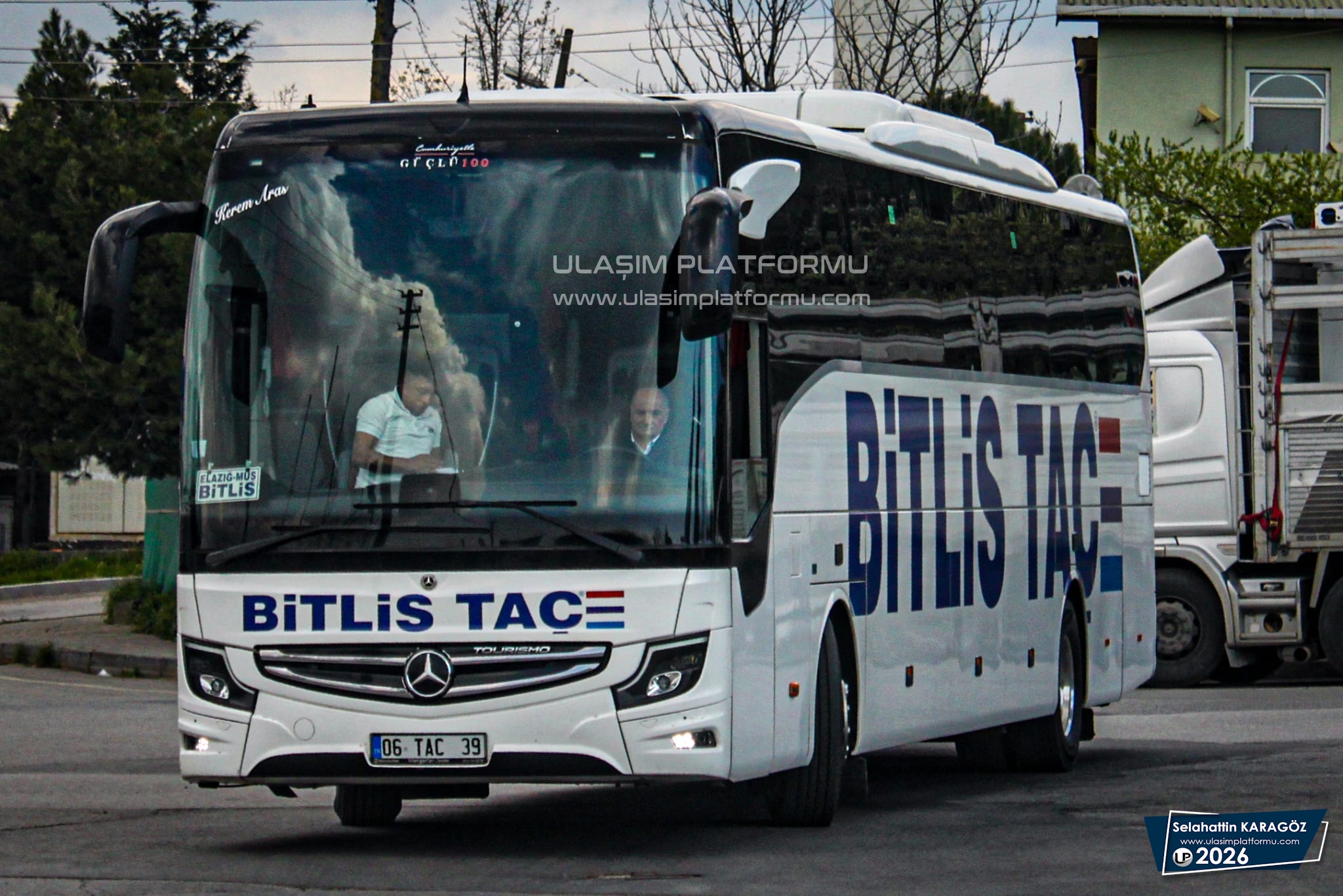 [Resim: 1775931181_V1gjWB2qyhftUJS.jpg]