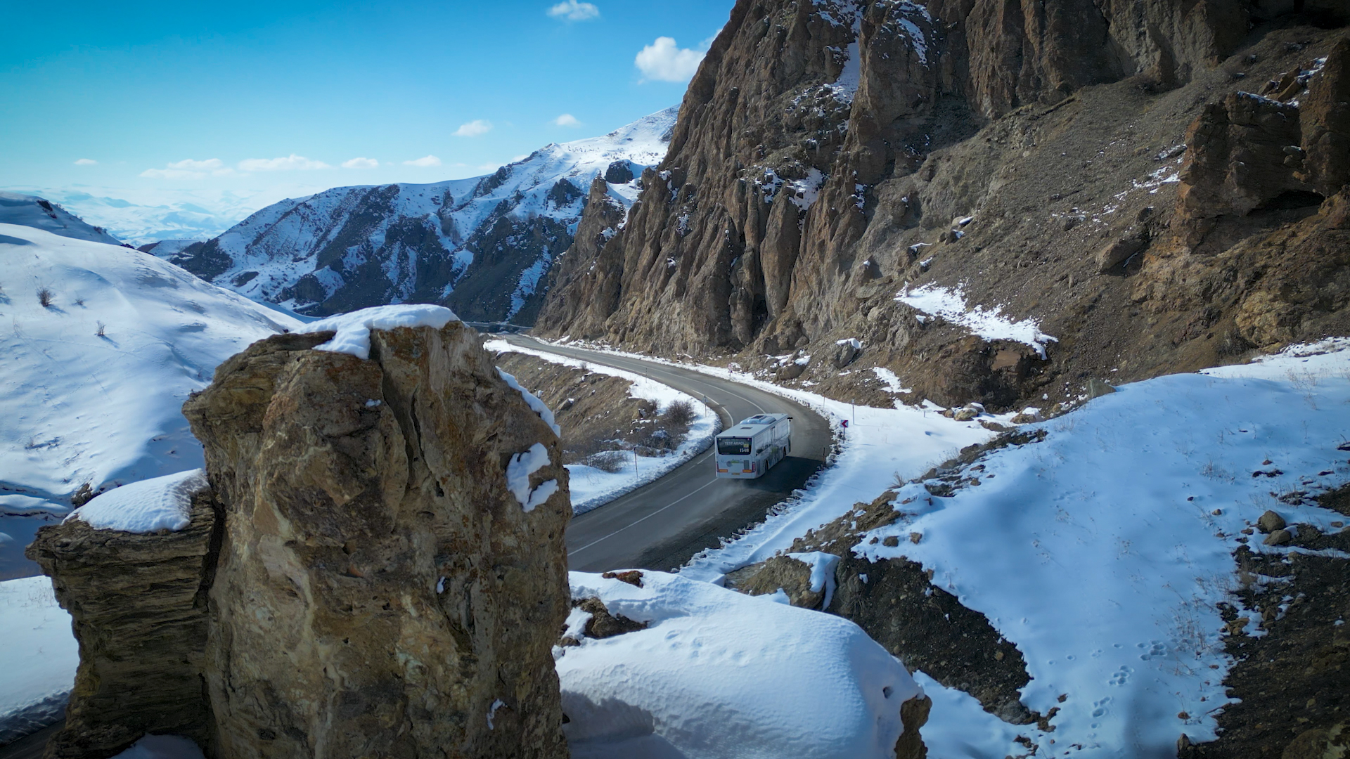 [Resim: 1776041157_fgcHF3GcAgxva2q.jpeg]