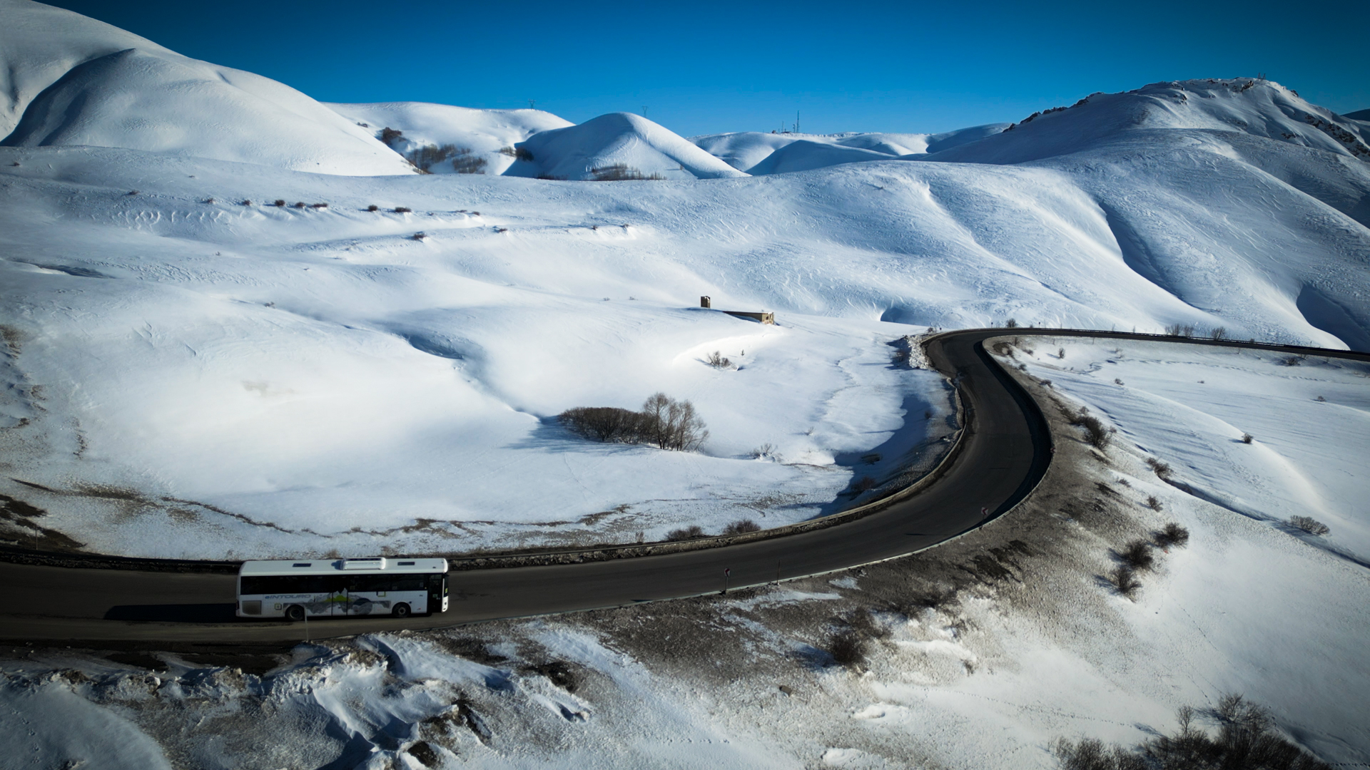 [Resim: 1776041164_qMDE3rhBn8NAISm.jpeg]