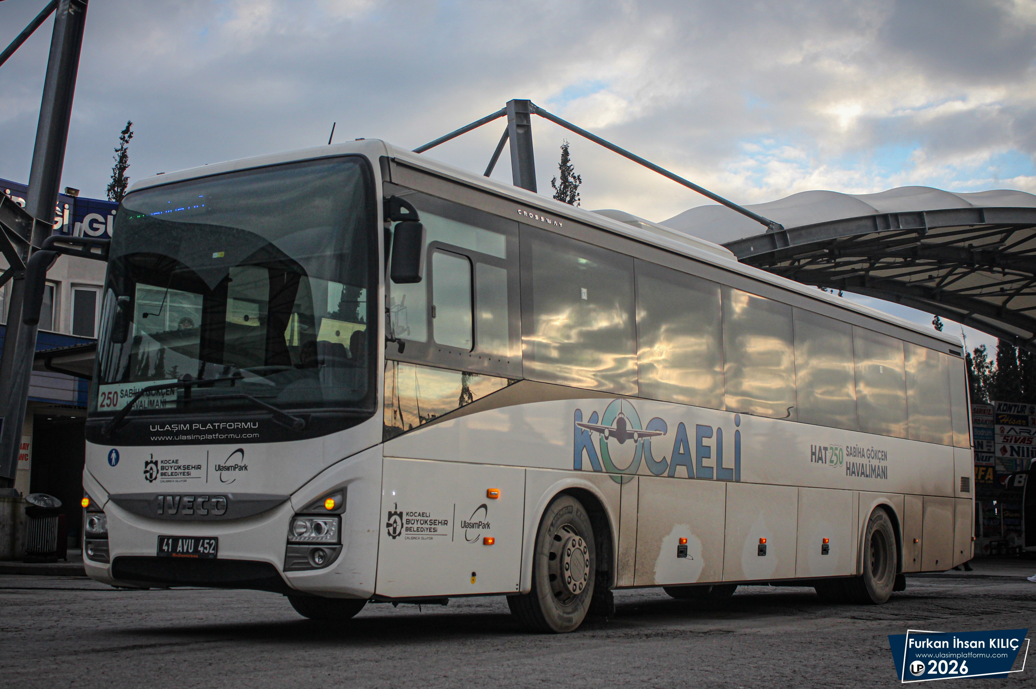 [Resim: 1776199456_n6C4GLVGpu7GmPW.jpg]